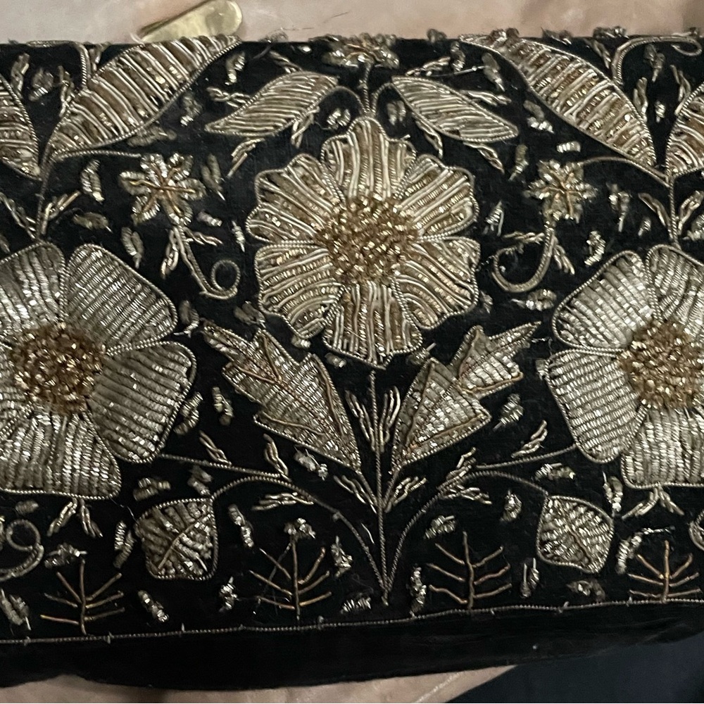 Vintage Mughal Hand embroidered Crafted Clutch Purse Evening Bag